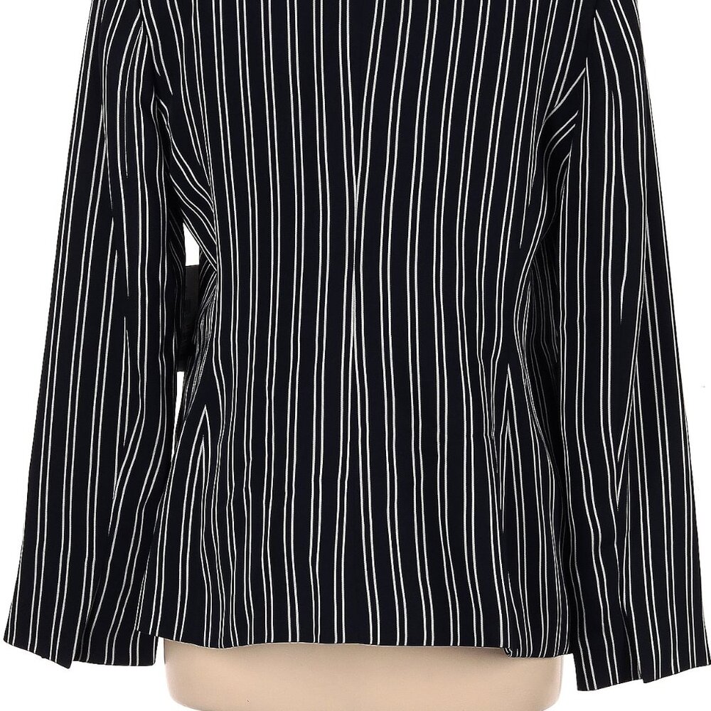 NWT DKNY Classy black & white pinstripe blazer, size 6 - Picture 3 of 4
